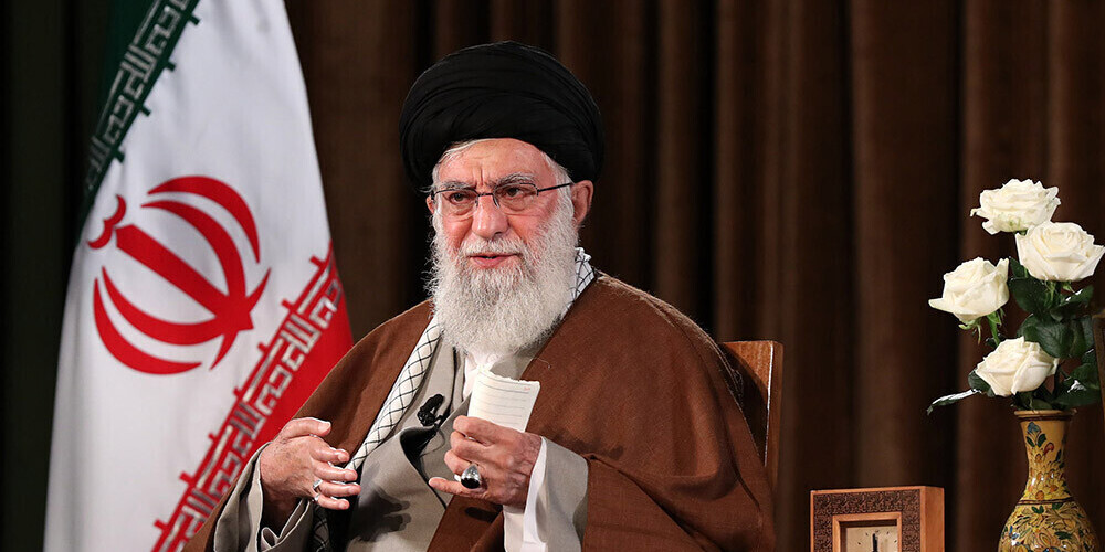 Irānas augstākais līderis paziņo, ka ASV nepaliks nedz Irākā, nedz Sīrijā, un tās tiks padzītas