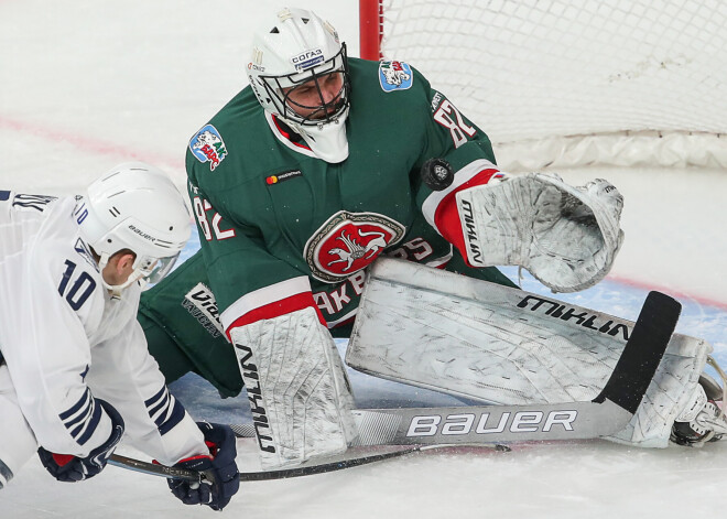 Bijušais "Dinamo" vārtsargs atzīts par labāko KHL