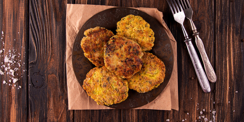 Zilā siera pankūkas