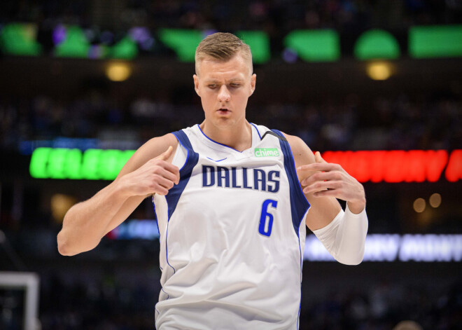 Porziņģis skumst pēc NBA sezonas un ķircina vienu no labākajiem NBA centriem