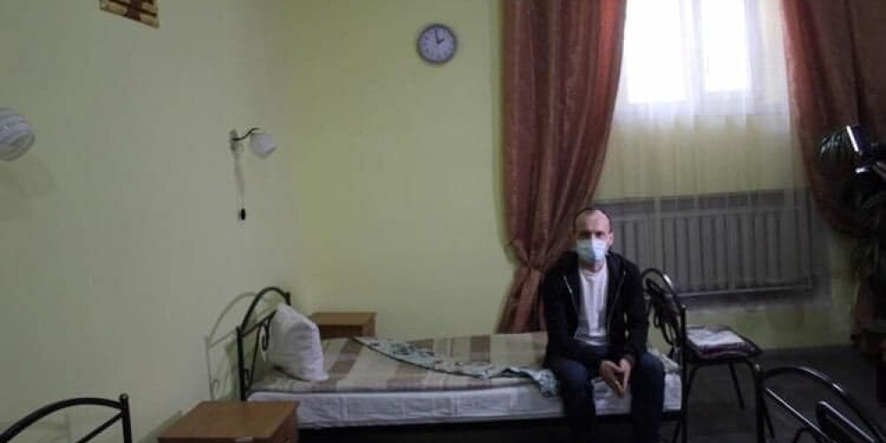 FOTO: šādās "VIP kamerās" par 450 dolāriem mēnesī varēs dzīvot ieslodzītie Ukrainā