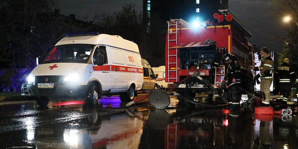Krievijas slimnīcā izcēlies ugunsgrēks; trīs cilvēki gājuši bojā