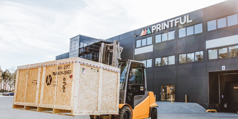 Printful Inc. ir ASV reģistrēts apdrukāšanas ārpakalpojumu uzņēmums, kas saistīts ar Latvijas uzņēmumu grupu Draugiem Group. Dibināts 2010. gadā. Uzņēmuma centrālais birojs atrodas Rīgā, Ojāra Vācieša ielā. Printful pēc pasūtījumiem apdrukā produktus, kā arī nodrošina to piegādi. Uzņēmums piedāvā integrāciju ar e-komercijas platformām, automatizējot produktu izveidi, pasūtījumu saņemšanu un izpildi, turklāt klientiem ir iespēja piegādes izmaksas noteikt tiešsaistē. Printful nodrošina integrāciju ar dažādām e-komercijas platformām un servisiem, piemēram, eBay, Amazon, WooCommerce, Shopify, Etsy, Weebly. Integrācija tiek veikta ar API pieprasījumu ķēdi Printful apkalpo Ziemeļameriku ar struktūrvienībām ASV (Losandželosā Kalifornijā un Šarlotā Ziemeļkarolīnā) un Meksikā (Tihuanā). Eiropas pasūtījumus nodrošina meitas uzņēmums Latvijā AS Printful Latvia. Latvijas birojs arī nodrošina programmatūras izstrādi, mārketinga, klientu atbalsta, tirgus izpētes, finanšu pakalpojumus.