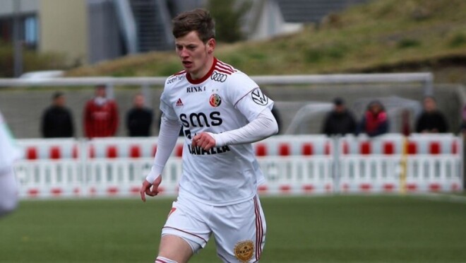 Adrians Justinusens.