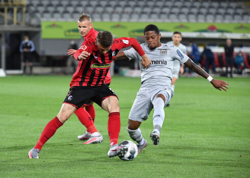 "Bayer" viesos uzvarēja "Freiburg" ar 1:0 (0:0).