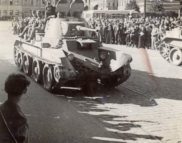 Sarkanās armijas ienākšana Rīgā. 1940. gada17. jūnijs.