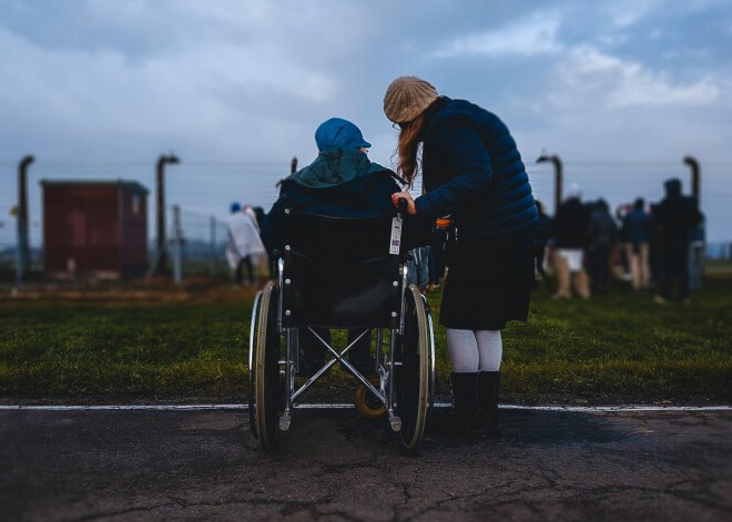 В Латвии будет проще уволить людей с инвалидностью