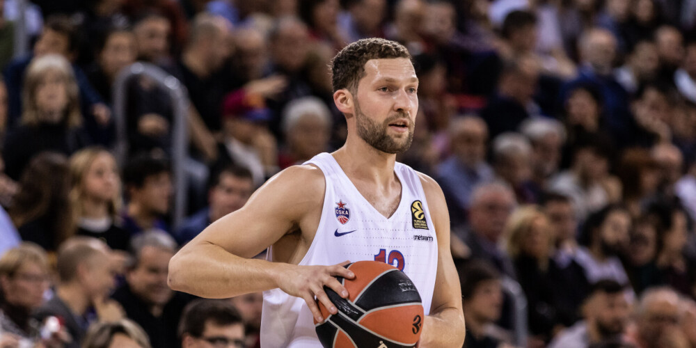 Maskavas CSKA veselības problēmu dēļ nevēlas turpināt sadarbību ar Latvijas labāko basketbolistu Jāni Strēlnieku