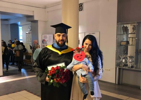 Raivis ar mīļoto sievieti Madaru Ozolu un dēlu Rūdolfu.