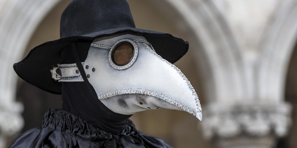 "Чумной доктор"