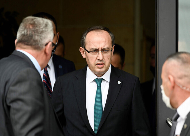 Kosovas jaunā valdība atceļ muitas tarifus Serbijas ražojumiem