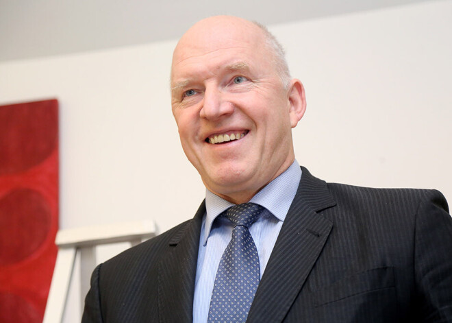 Valdība lems par Baumaņa pārapstiprināšanu "Turības" rektora amatā