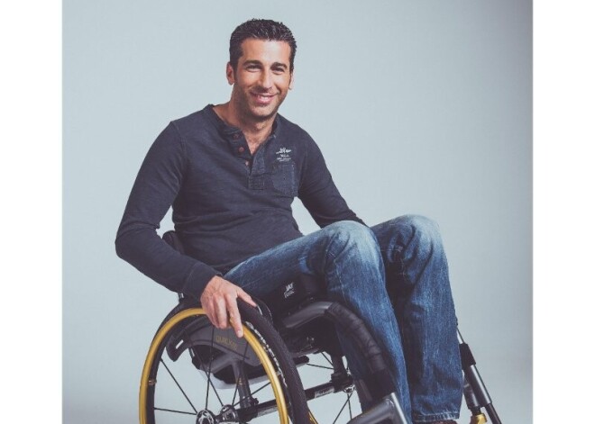 Pēc cīņas ar vēzi mūžībā devies daudzpusīgais ratiņbasketbolists Marks de Honds