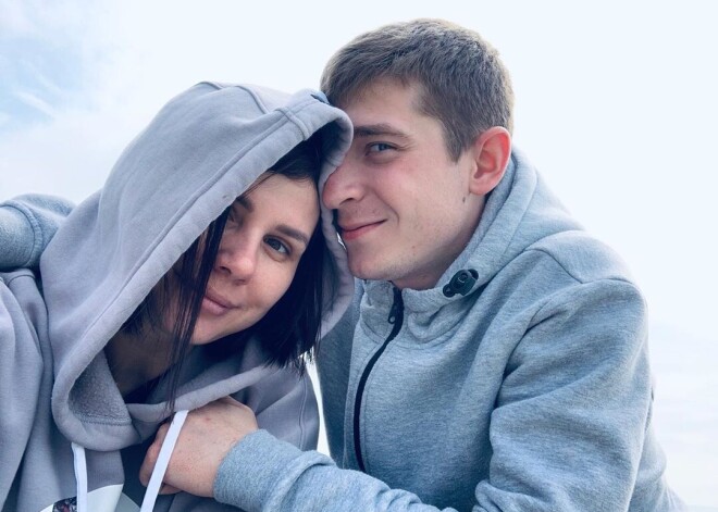 Блогер, закрутившая роман с 20-летним пасынком, ждет от него ребенка