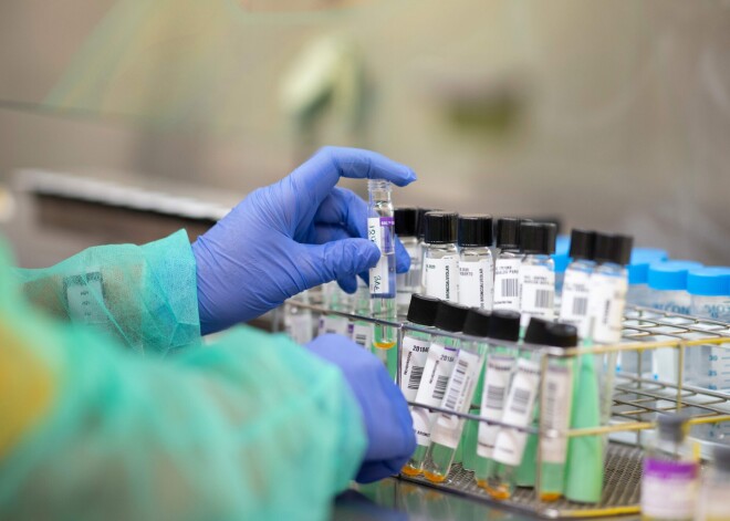 Līdz jūnija beigām valsts apmaksātus Covid-19 testus varēs veikt ikviens