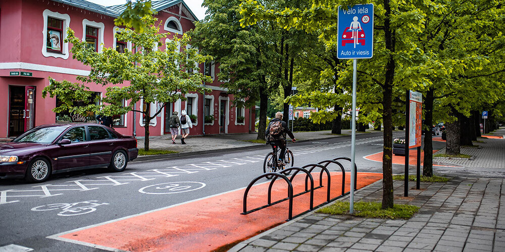 Siguldā atklās pirmo velo ielu Latvijā; pilsētā ievieš satiksmes mierināšanas risinājumus
