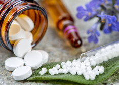 Vai lielākais Vācijas homeopātisko līdzekļu izplatītājs atzinis, ka šīm zālēm nav nekāda efekta?