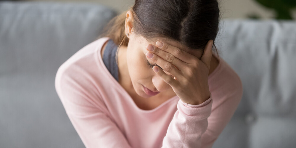 Mokošā migrēna: dabas produkti, kas var atvieglot sāpes