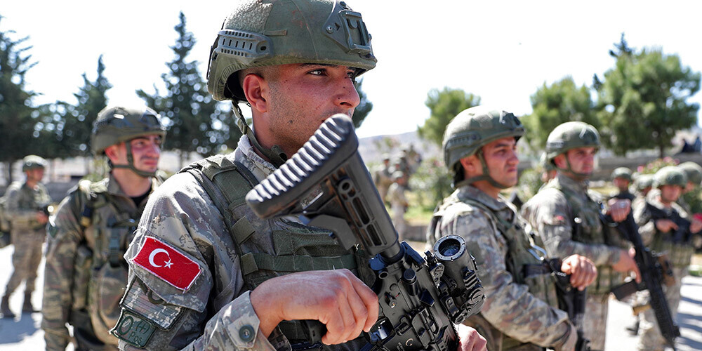 Turcija sākusi militāro operāciju pret kurdu kaujiniekiem Irākas ziemeļos