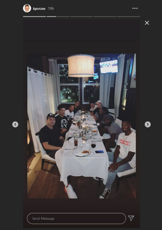 Kristaps publicējis bildi ar komandu.