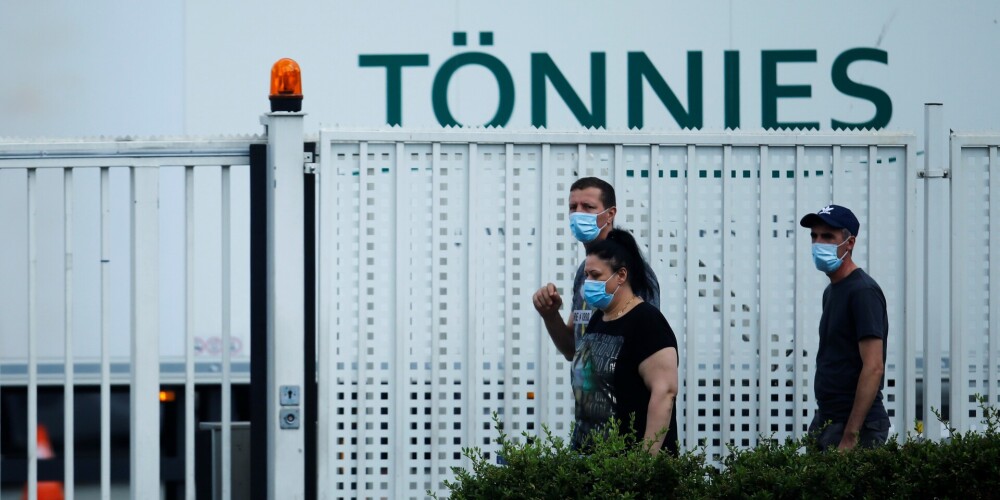 Vācijas lopkautuvē koronavīruss konstatēts vairāk nekā 1000 darbiniekiem