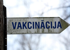 Uzraksts "vakcinācija".