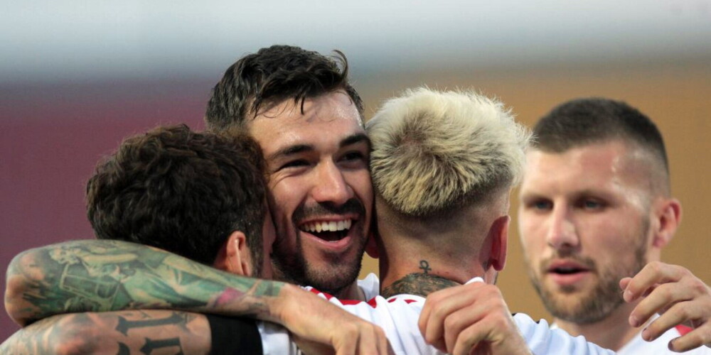 "AC Milan" gūst pārliecinošu uzvaru un saglabā cerības par dalību Eiropas līgā