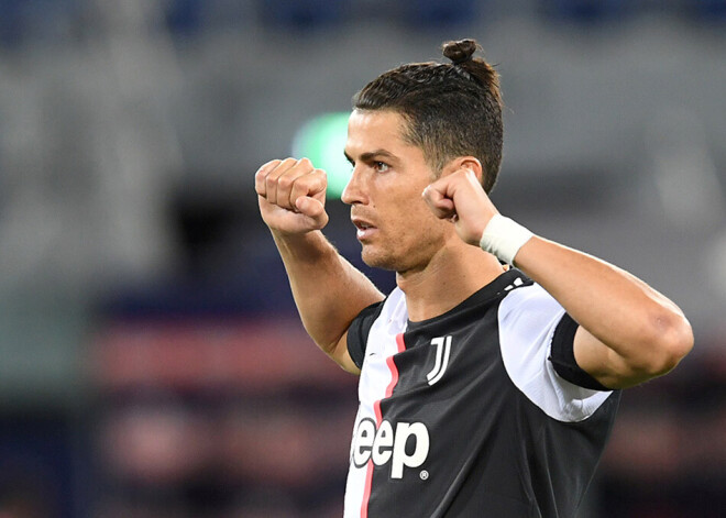 Ronaldu teicamais sniegums nokārto graujošu "Juventus" uzvaru