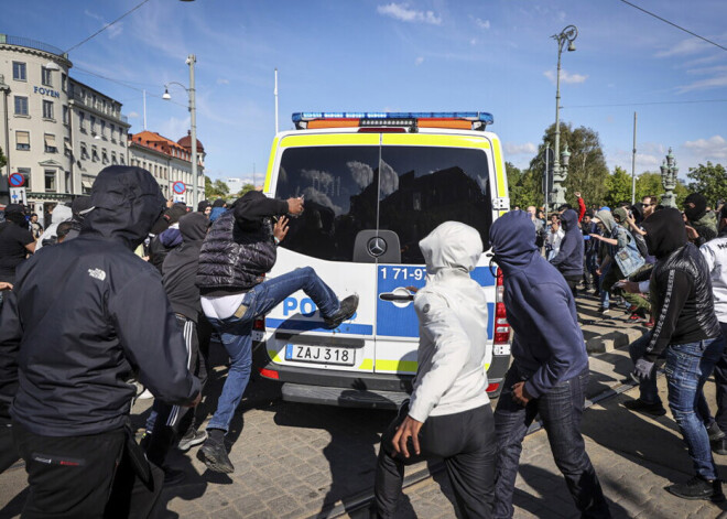 Brīdina, ka Eiropa Covid-19 ietekmē var piedzīvot civiliedzīvotāju nemieru pieaugumu