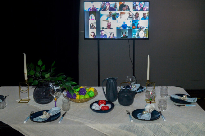 Мария Гвардейцева. No hugs and kisses