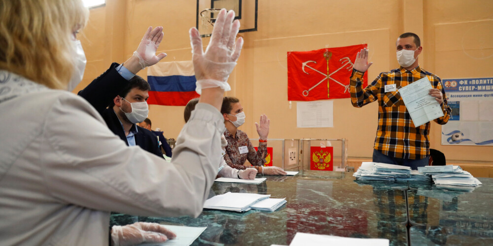 Provizoriskie rezultāti: Krievijā tautas nobalsošanā atbalstīti konstitūcijas grozījumi
