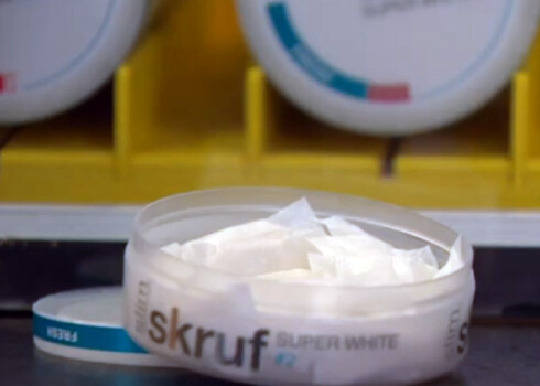 Nikotīna spilventiņi ir produkts, kas nesatur tabaku, taču tas satur nikotīnu, un līdz ar to ir apdraudējums cilvēka veselībai. 