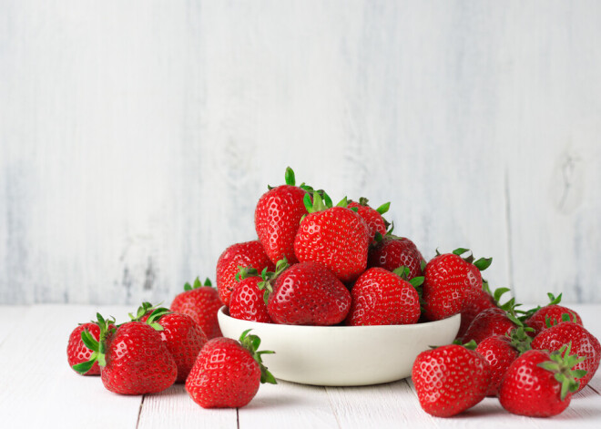 Три малоизвестных факта о клубнике: почему не стоит увлекаться самой популярной ягодой лета