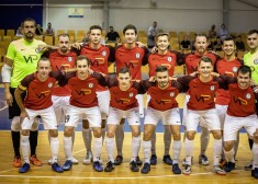 Jaunie Latvijas čempioni FC "Petrow".