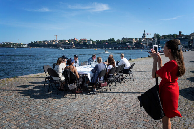 Svinības Stokholmā sociālās distancēšanās laikā 2020. gada jūnijā.