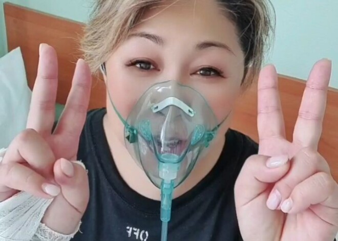 «На аппаратах дыхания»: Анита Цой записала видеообращение из больницы