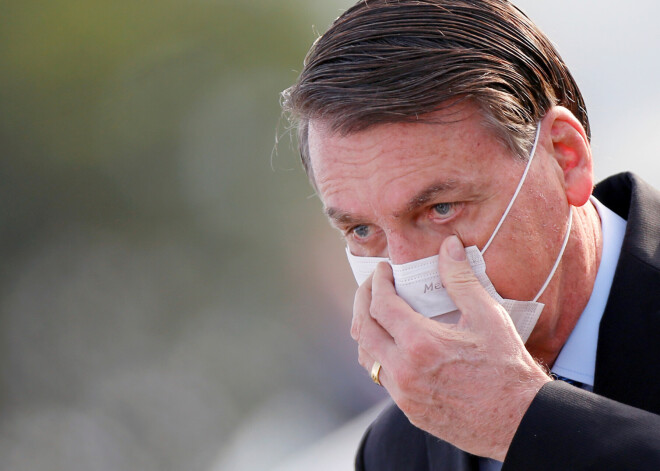 Vieglprātīgajam Brazīlijas prezidentam Bolsonaru apstiprināts Covid-19