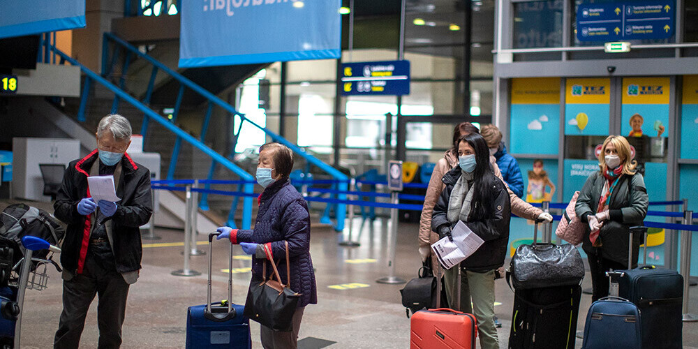 Lietuvas valdība par mēnesi pagarina robežkontroli lidostās un Klaipēdas ostā
