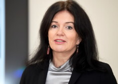 Labklājības ministre Ramona Petraviča.