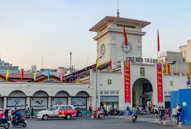 Saigonas nosaukums saglabājies, jo reti kurš vietējais pilsētu sauc par Hošiminu. Saigona, un viss.