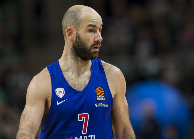 Grieķu basketbola veterāns Spanulis turpinās pārstāvēt Pirejas "Olympiacos"