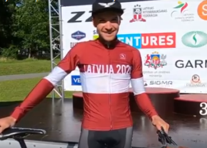 Blūms un Sosna uzvar Latvijas un Lietuvas čempionātā MTB olimpiskajā krosā