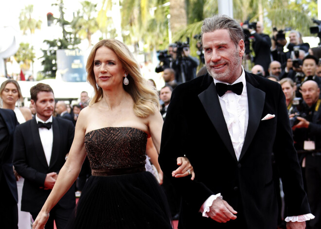 Жена Джона Траволты умерла от рака в возрасте 57 лет