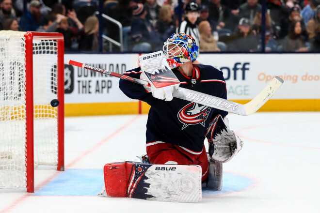 Elvim Merzļikinam priekšā cīņa par Kolumbusas "Blue Jackets" pamatvārtsarga lomu.