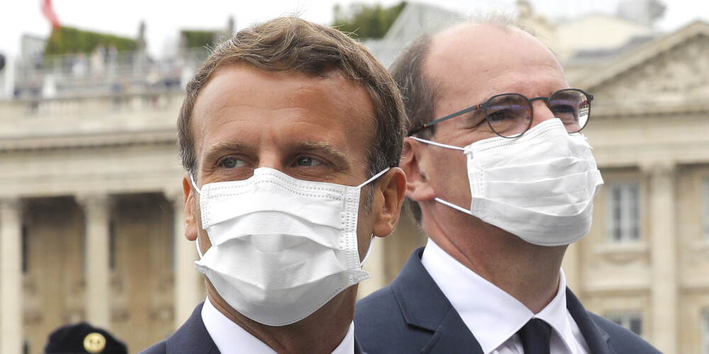 Francijas valdība vēlas ieviest obligātu masku valkāšanu visās publiskās iekštelpās