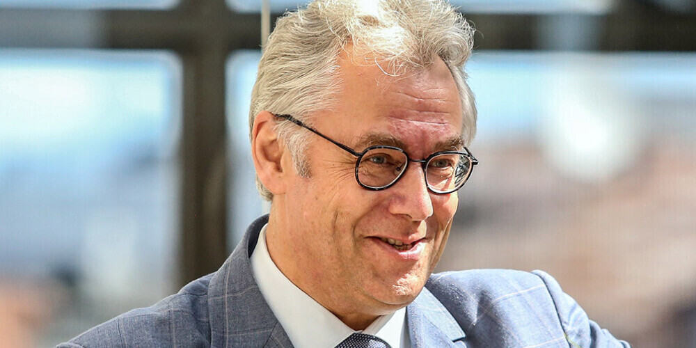 Jurijs Perevoščikovs (dzimis 1965. gada 13. septembrī) ir Latvijas ārsts, epidemiologs. Slimību profilakses un kontroles centra (SPKC) Infekcijas slimību riska analīzes un profilakses departamenta direktors. Kopš COVID-19 izplatīšanās dēļ izsludinātā ārkārtas stāvokļa viņš ir galvenais SPKC pārstāvis epidēmijas kontekstā un Krīzes vadības padomes dalībnieks