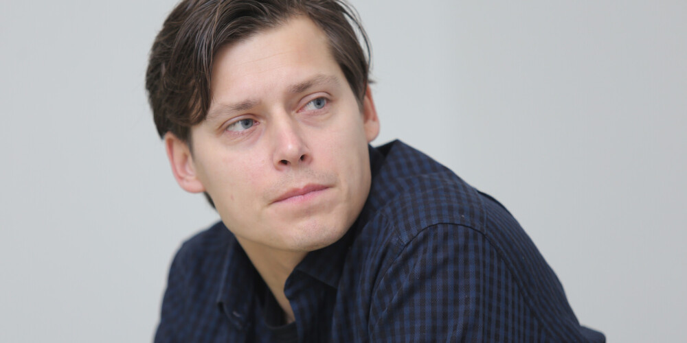 Kārlis Lejnieks (dzimis 1988. gada 16. martā) ir bijušais latviešu tenisists. ATP vienspēļu rangā K. Lejnieka labākais sasniegums bija 2011. gada 11. aprīlī sasniegtā 347. vieta, dubultspēlēs — 744. vieta (2011. gada 9. maijs). Karjeru beidzis 2011. gada jūnijā. 2020. gada jūlijā ievēlēts par Latvijas Olimpiskās komitejas ģenerālsekretāru. Pirms tam strādājis par Latvijas Tenisa savienības ģenerālsekretāru.