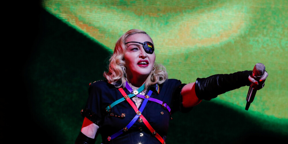 Madonnai par LGBTQ kopienas atbalstu Krievija piespriedusi miljons dolāru lielu sodu