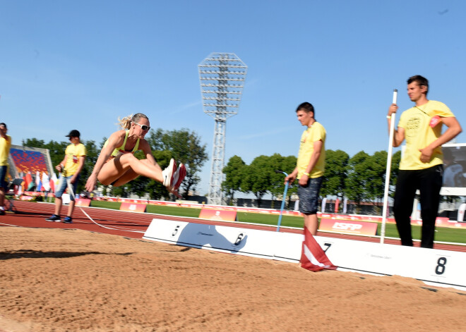 Sportistiem vismaz piektdaļa naudas balvas jāsamaksā nodokļos