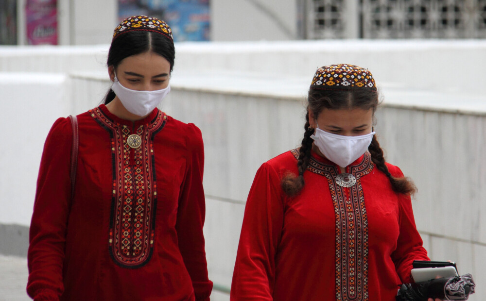 Turkmenistānā slēdz tirdzniecības centrus, teātrus un parkus